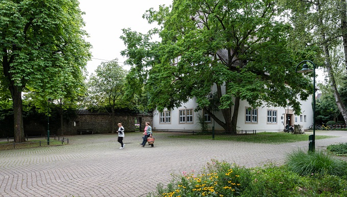 Außenansicht der Stadtteilbibliothek Möhringen